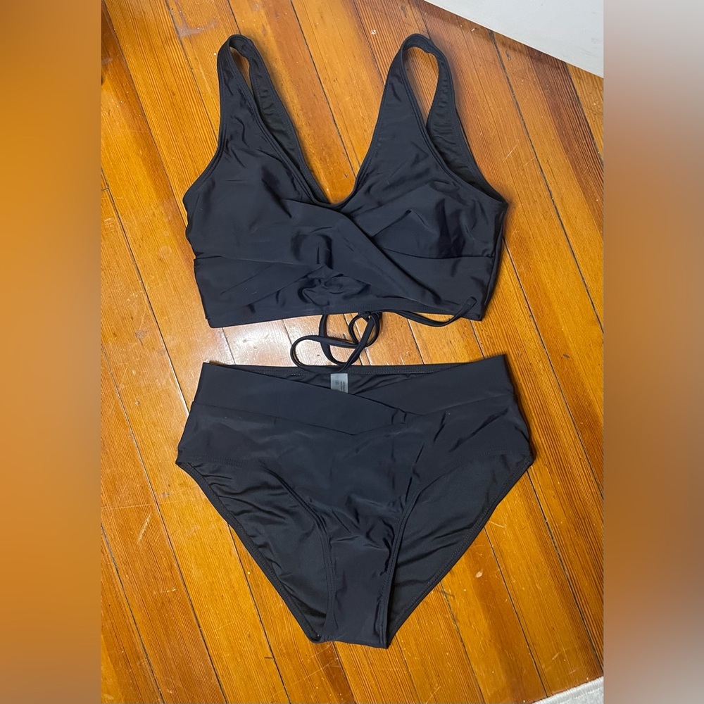 Cupshe Black Bikini High-Waisted Swim